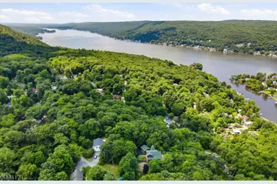 8 McKinley, Greenwood Lake, NY 10925 - Photo 47