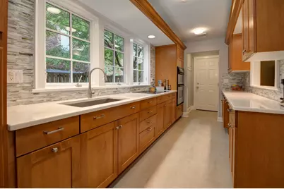 52 Hobart Ave, Millburn, NJ 07078 - Photo 7
