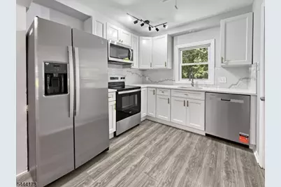 52 Coykendall Rd, Wantage, NJ 07461 - Photo 9