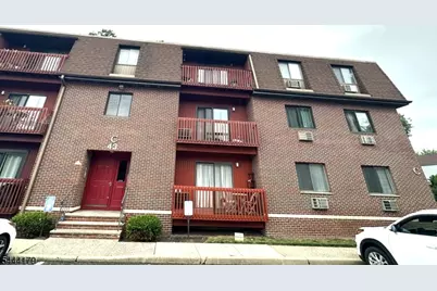 666 Mill St #C4, Belleville Twp., NJ 07109 - Photo 19