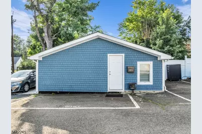 114 E Main St, Little Falls Township, NJ 07424 - Photo 5