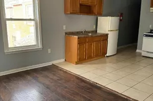 542 S 18th St, Newark, NJ 07103 - Photo 5