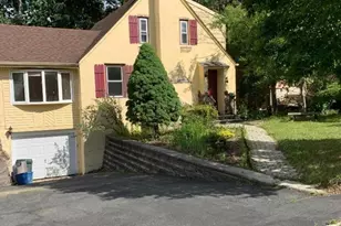 17 Dogwood Terrace, Livingston, NJ 07039 - Photo 1