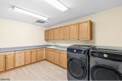 720 Berdan Ave, Wayne, NJ 07470 - Photo 11