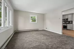 15 Wright Ct, Bloomfield, NJ 07003 - Photo 3