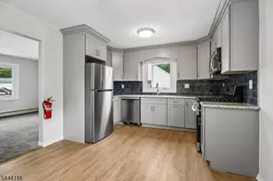15 Wright Ct, Bloomfield, NJ 07003 - Photo 7