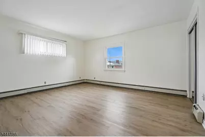 15 Wright Ct #2, Bloomfield, NJ 07003 - Photo 9