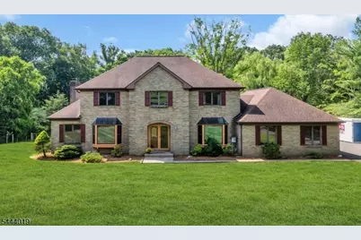 10 Tara Ct, Hardwick Township, NJ 07825 - Photo 1