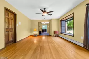 10 Tara Ct, Hardwick Township, NJ 07825 - Photo 5