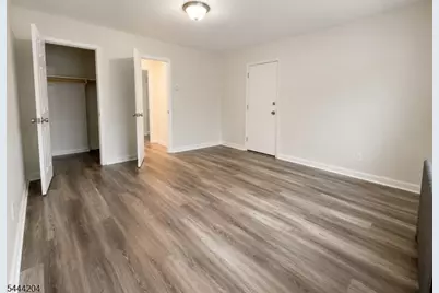 138 E Jersey St #1, Elizabeth, NJ 07206 - Photo 1