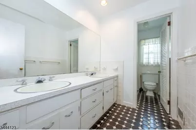 5 Brookwood Dr, West Caldwell, NJ 07006 - Photo 15