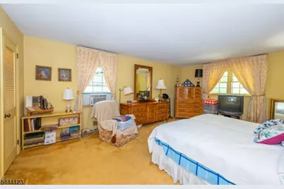 5 Brookwood Dr, West Caldwell, NJ 07006 - Photo 19