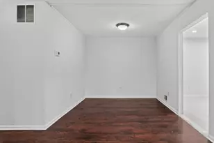 33 Seton Hall Dr, Newark, NJ 07103 - Photo 5