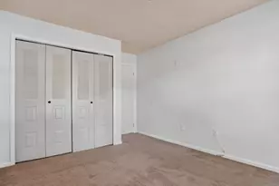 33 Seton Hall Dr, Newark, NJ 07103 - Photo 9