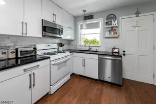48 Sanford Ave, Belleville, NJ 07109 - Photo 9