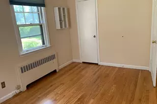 118 Fairfield Dr, Paramus, NJ 07652 - Photo 5