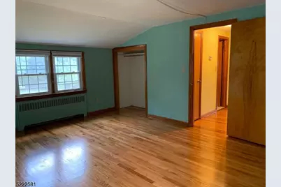 118 Fairfield Dr, Paramus, NJ 07652 - Photo 9
