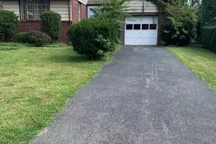 118 Fairfield Dr, Paramus, NJ 07652 - Photo 11
