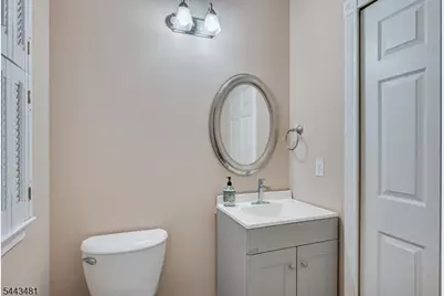 47 Sapphire Ln, Franklin Township, NJ 08823 - Photo 9