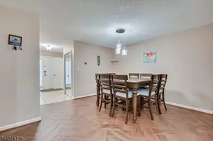 47 Sapphire Ln, Franklin Township, NJ 08823 - Photo 3