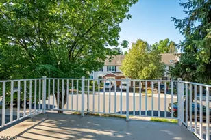 47 Sapphire Ln, Franklin Township, NJ 08823 - Photo 17