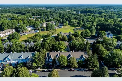 47 Sapphire Ln, Franklin Township, NJ 08823 - Photo 21