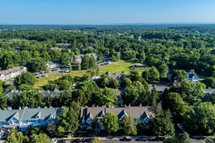 47 Sapphire Ln, Franklin Township, NJ 08823 - Photo 21