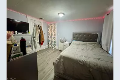 165 5th Ave, Hawthorne, NJ 07506 - Photo 31