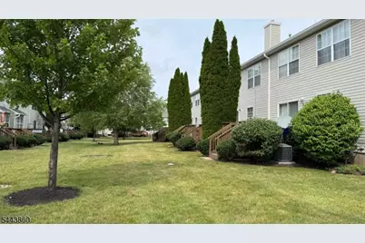 12 Ashley Ct, Franklin Township, NJ 08873 - Photo 7