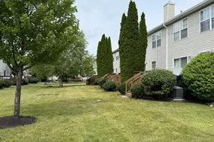 12 Ashley Ct, Franklin Township, NJ 08873 - Photo 7
