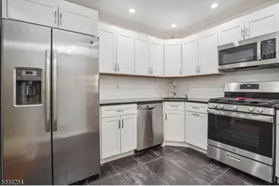 92 Callahan Ct, Newark, NJ 07103 - Photo 11