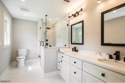 42 Berkshire St, Hanover Township, NJ 07981 - Photo 29