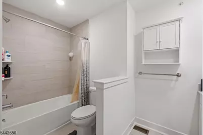 6 Coogan Ct, Morris Plains, NJ 07950 - Photo 17
