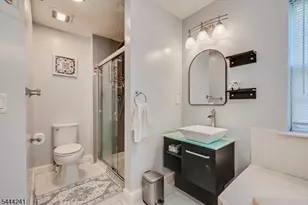 202 Prestwick Way, Edison Twp., NJ 08820 - Photo 25