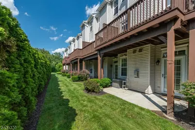 46 Devonshire Dr, Clifton, NJ 07013 - Photo 25