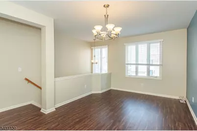 46 Devonshire Dr, Clifton, NJ 07013 - Photo 5