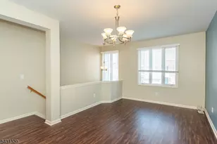 46 Devonshire Dr, Clifton, NJ 07013 - Photo 5
