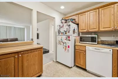 269 English Pl, Bernards Township, NJ 07920 - Photo 15