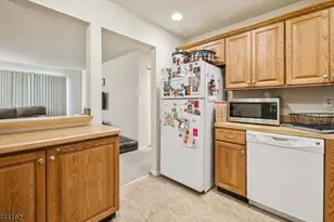 269 English Pl, Bernards Township, NJ 07920 - Photo 15