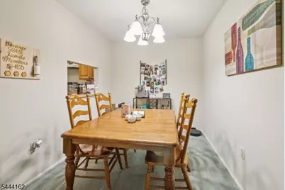 269 English Pl, Bernards Township, NJ 07920 - Photo 5