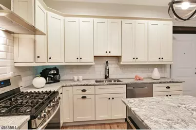 8 Personette St Unit 3 #6, Caldwell, NJ 07006 - Photo 13