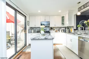 49 Bennington Square, Washington Township, NJ 07840 - Photo 17