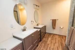 49 Bennington Square, Washington Township, NJ 07840 - Photo 29