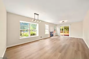 123 Harrow Dr, Franklin Township, NJ 08873 - Photo 5