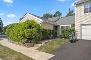 123 Harrow Dr, Franklin Township, NJ 08873 - Photo 3