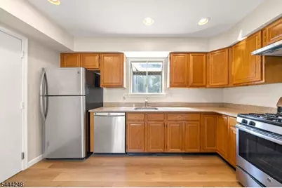 123 Harrow Dr, Franklin Township, NJ 08873 - Photo 9