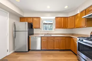 123 Harrow Dr, Franklin Township, NJ 08873 - Photo 9