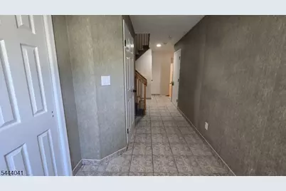 1803 Park Place, Springfield, NJ 07081 - Photo 3