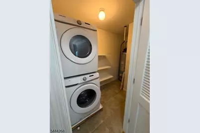 230 Palmer St 2nd F #2, Elizabeth, NJ 07202 - Photo 9