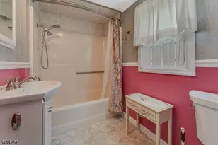1 W Rd, Flemington, NJ 08822 - Photo 25